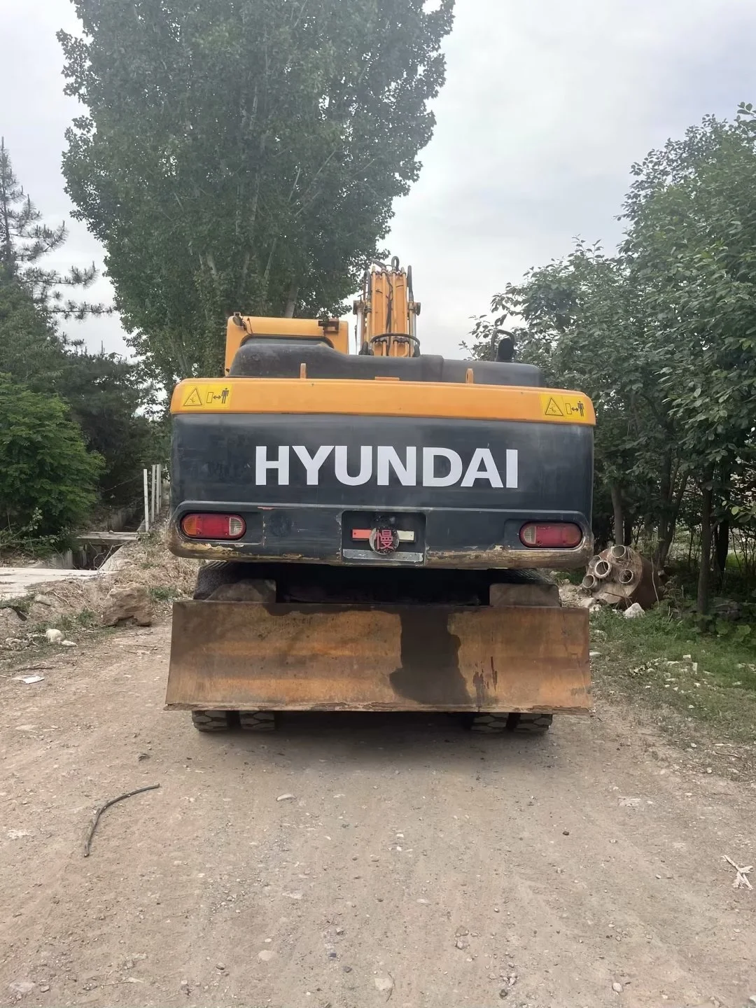 Secondhand 225 Excavator R210w-9 Wheel Excavator/ Tyre Hine R210w-9 Hyundai