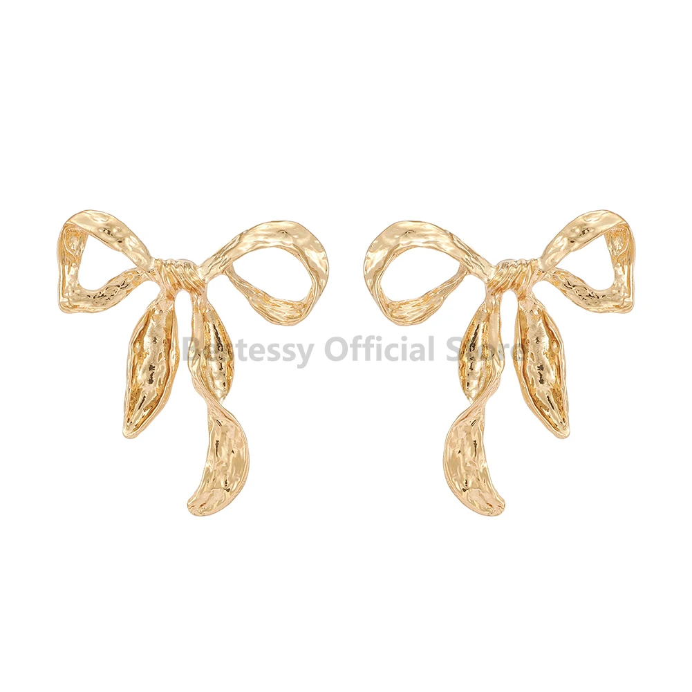 New Personalize Hollow Bow Design Earrings For Women Luxury Charm Ear Ring Sweet Romance Wedding Party Jewelry Gift  Accessorie