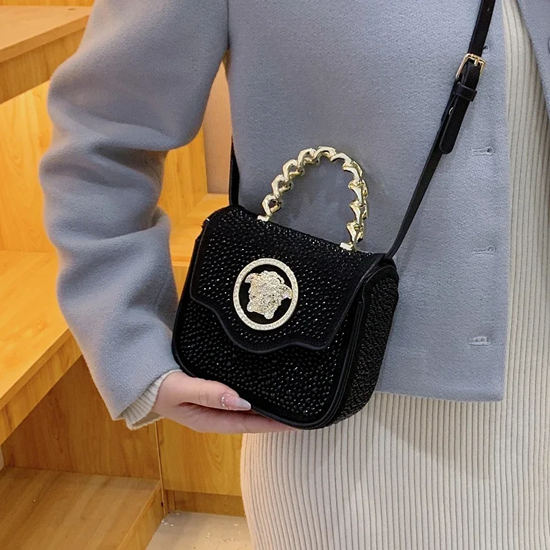 

Versatile Women's Leather Crossbody Bag Elegant Classic Shoulder Messenger Style For Ladies Daily Use