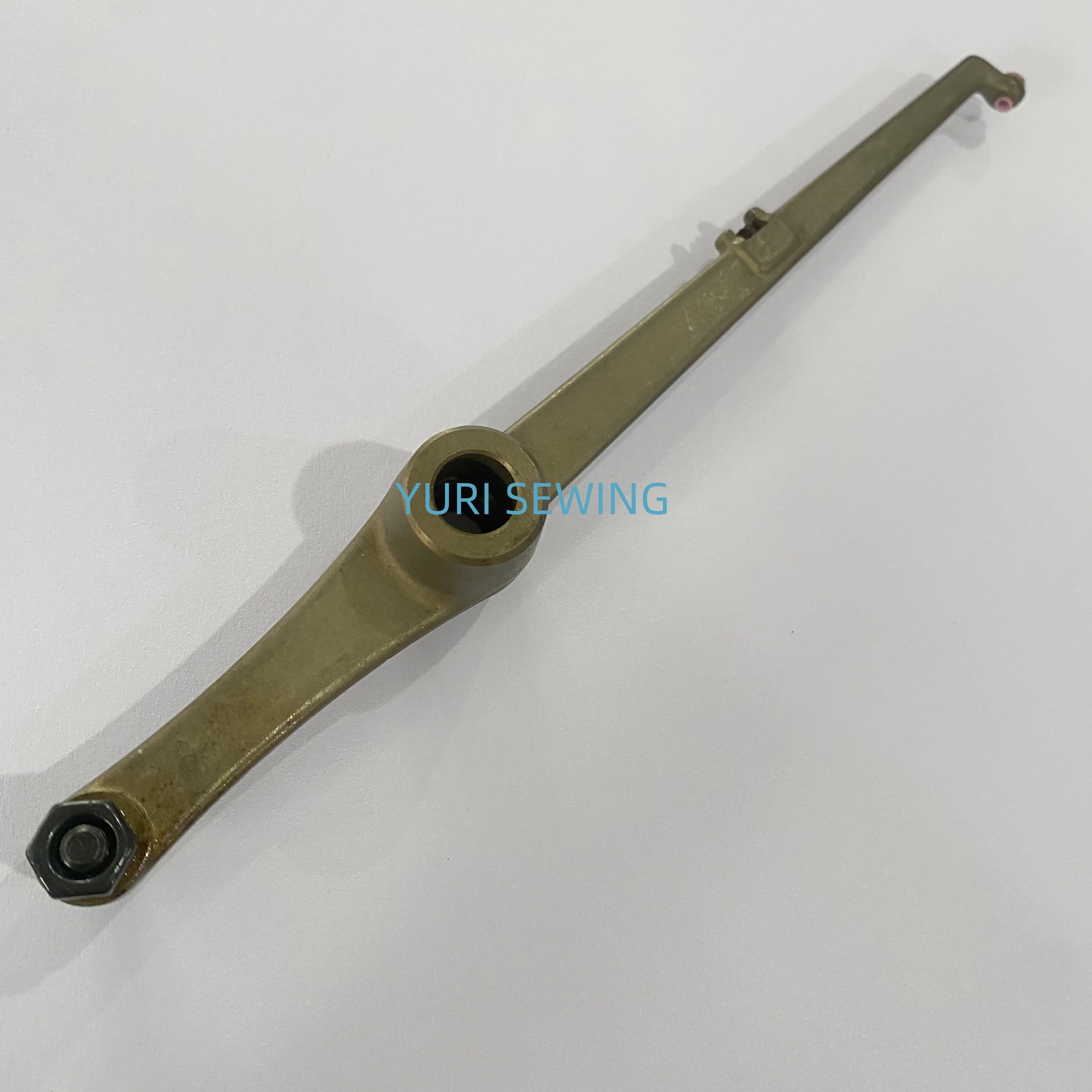 

Рычаг приема нити Brother 981, в сборе S35132101 для деталей промышленной швейной машины с нитью