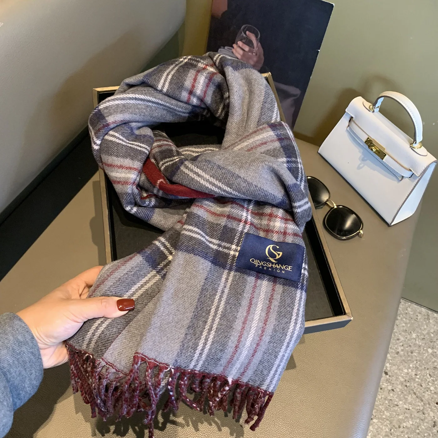 Sheep wool plaid scarf women's autumn and winter 2025 retro British style double-sided plaid shawl student warm scarf