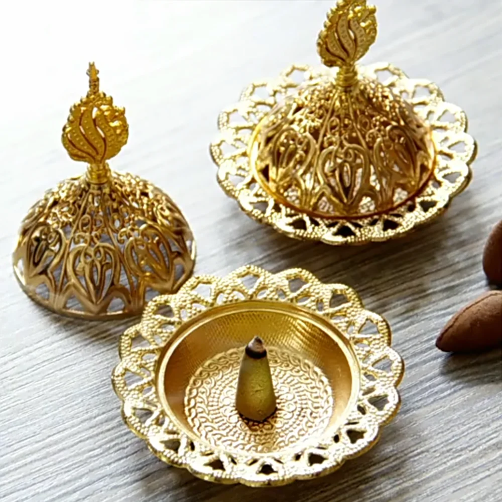 Golden Mini Incense Burner 1PC Metal Indoor Burner Alloy Incense Burner Stick Holder Plate Buddhism Censer Incense Burner