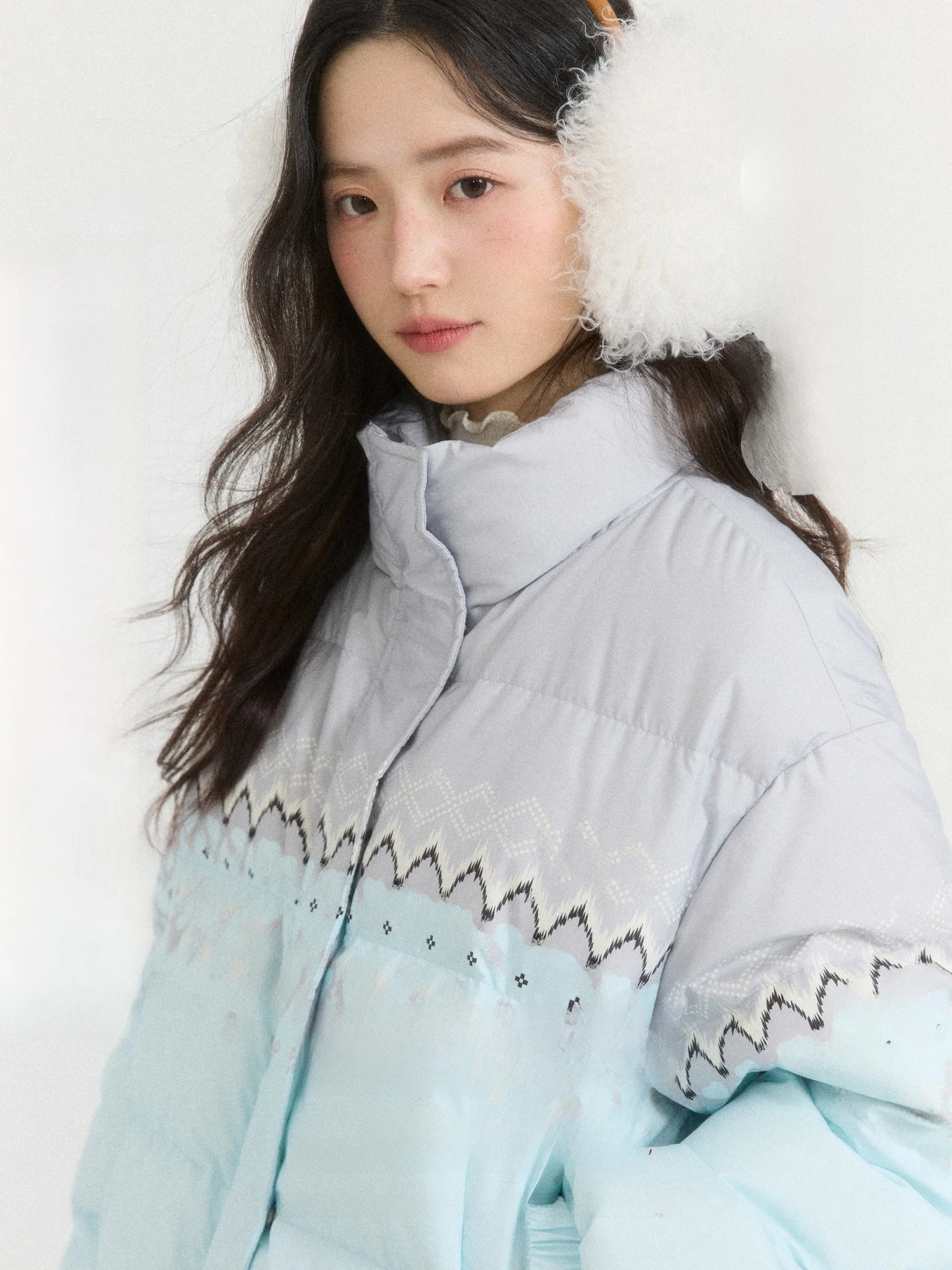 

Nordic Style White Duck down Puffer Jacket Women's Stand Collar Short Bread Style Loose Thick Outerwear Geometric Retro Style