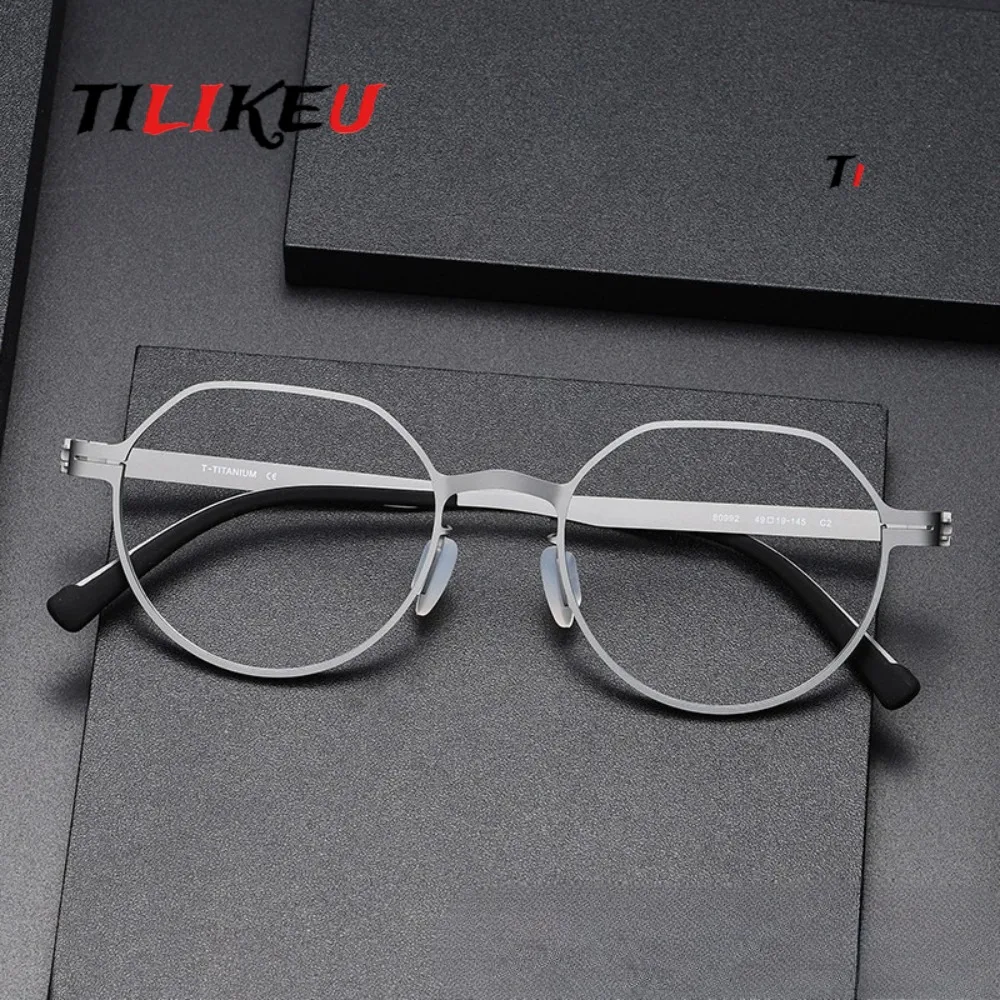 2026 German Luxury Ultra -light Pure Titanium Glasses Frame Men Designer Retro Oval Glasses Frame Screwless Frame Women Glasses