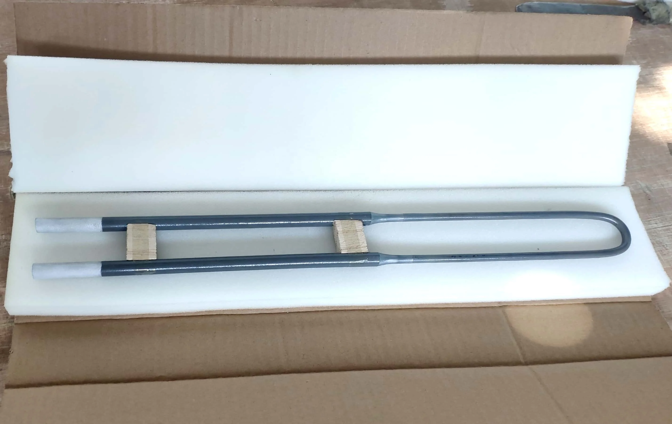 1800C سيليكون مولي الدينوم قضيب MoSi2 عنصر التدفئة للفرن/الفرن الصناعي