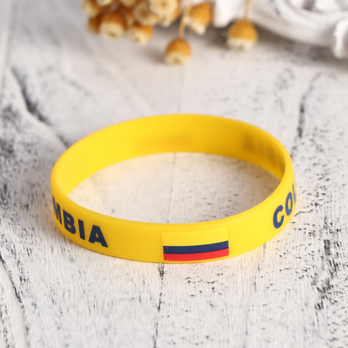 

6Pcs Country Wristband Made of High Quality Silicone Soft Adjustable for Fan Wear Flag Pattern