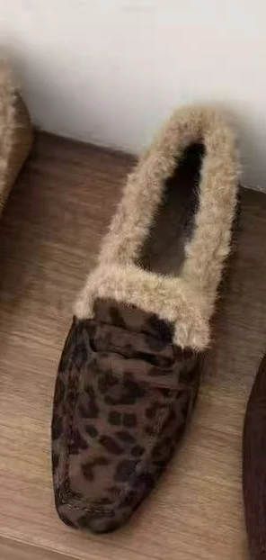 ربيع الخريف جديد مريح وأنيق مشبك حذاء مسطح موضة الجلد المدبوغ كل مباراة ضوء الفم عادية المرأة Zapatos Mujer