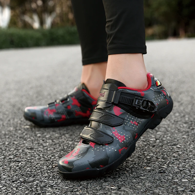 

Summer new road bikes mountain bikes professional cycling shoes dynamic night light cycling shoes unisex universal riding shoes