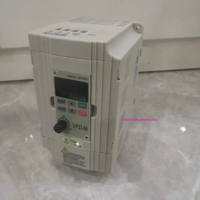 

1HP 230V Delta VFD-M , Inverter, AC Motor Drive 0.75KW 400HZ VFD007M21A