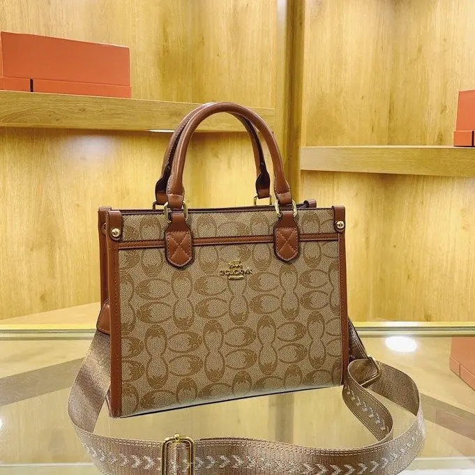 luxury-all-day-designer-diaper-bag-women-fashionable-leather-tote-large-capacity-elegant-crossbody-handbag-for-busy-days