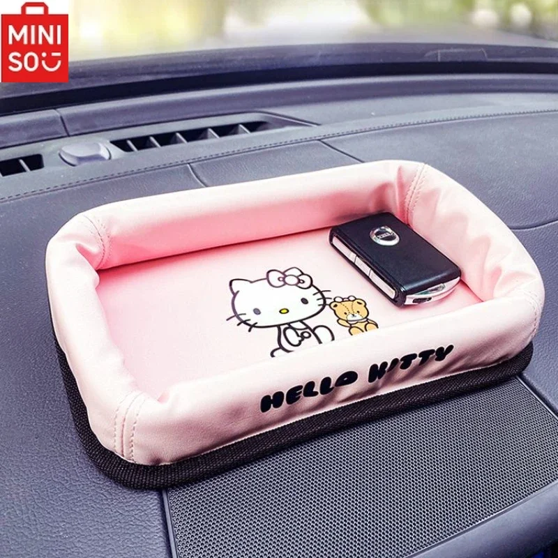 

MINISO HelloKitty Car Storage Box in-car Central Control Storage Box Cartoon Instrument Panel Multi-function Phone Placement Box