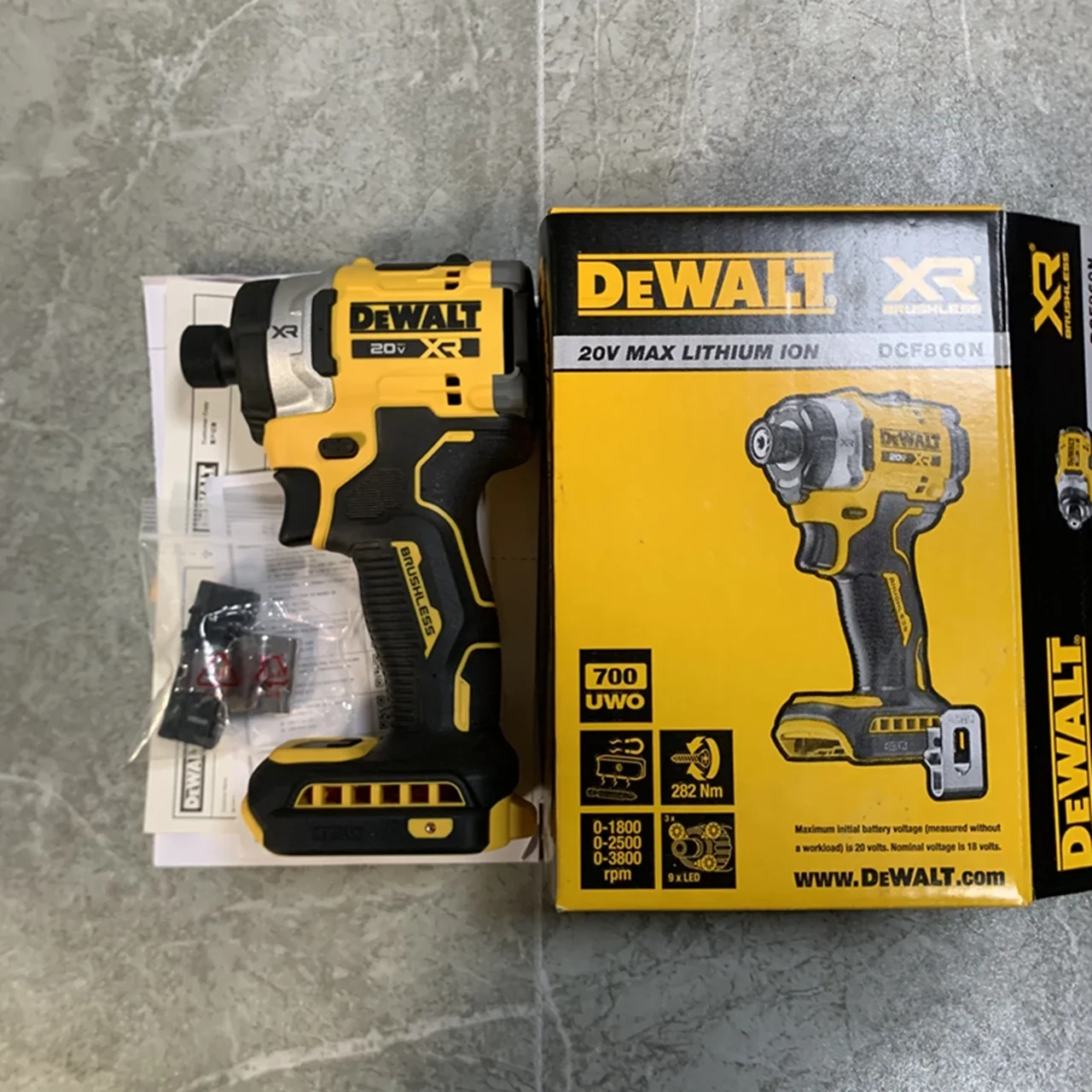 NEW DEWALT DCF860  282Nm 20V MAX LITHIuM ION Brushless Impact Electric Drill Carpentry Specific   body only