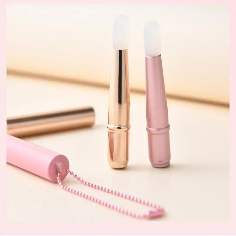 فرشاة شفاه صغيرة من السيليكون فرشاة خافي عيوب البشرة مع سلسلة غطاء قناع الشفاه قضيب ملمع الشفاه فرشاة أحمر الشفاه أداة تجميل للمكياج #2