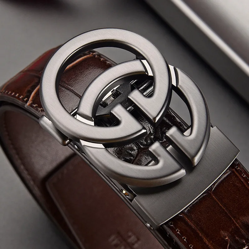 حزام جلد أوتوماتيكي ممتاز - إبزيم أنيق للتنفيذيات الشبابية - جلد طبيعي، متعدد الاستخدامات للعمل وغير الرسمي