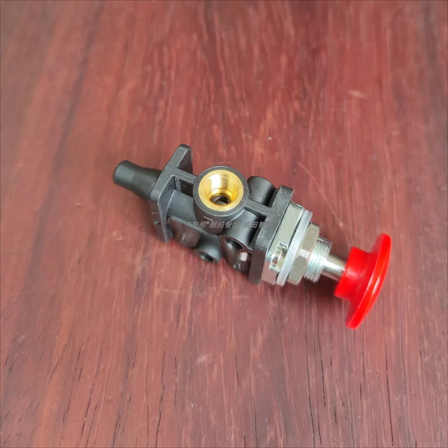03040602 03040502 Manual control valve 3/2 mechanical valve, interface G1/8