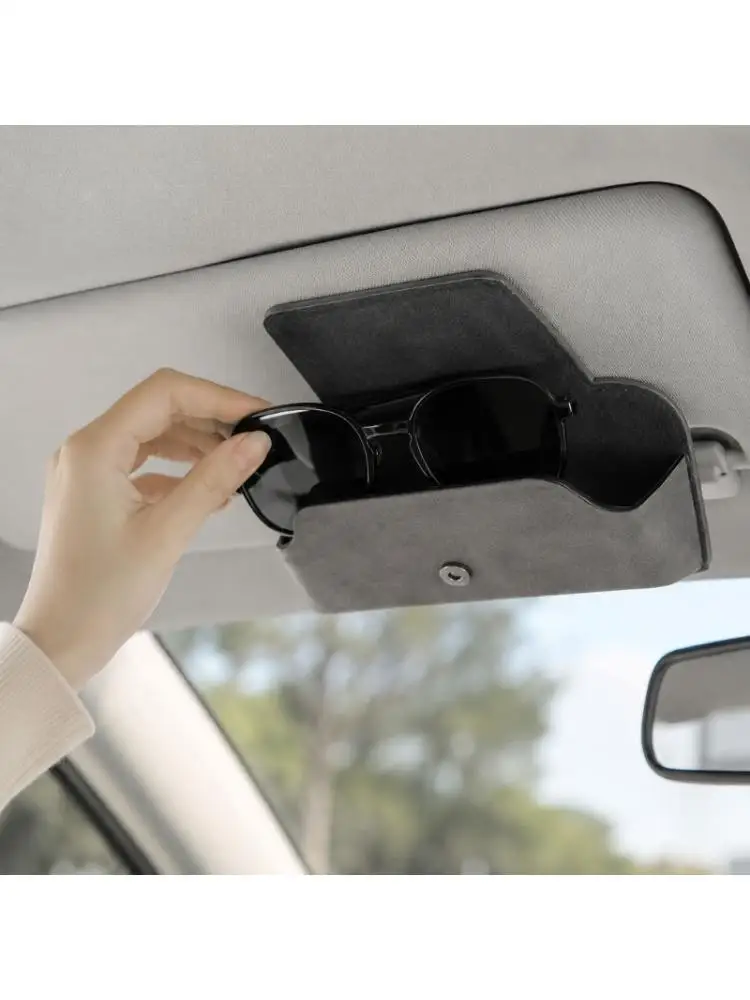 A52E Car overhead glasses holder mounted case Glasses Case with Clip for travel