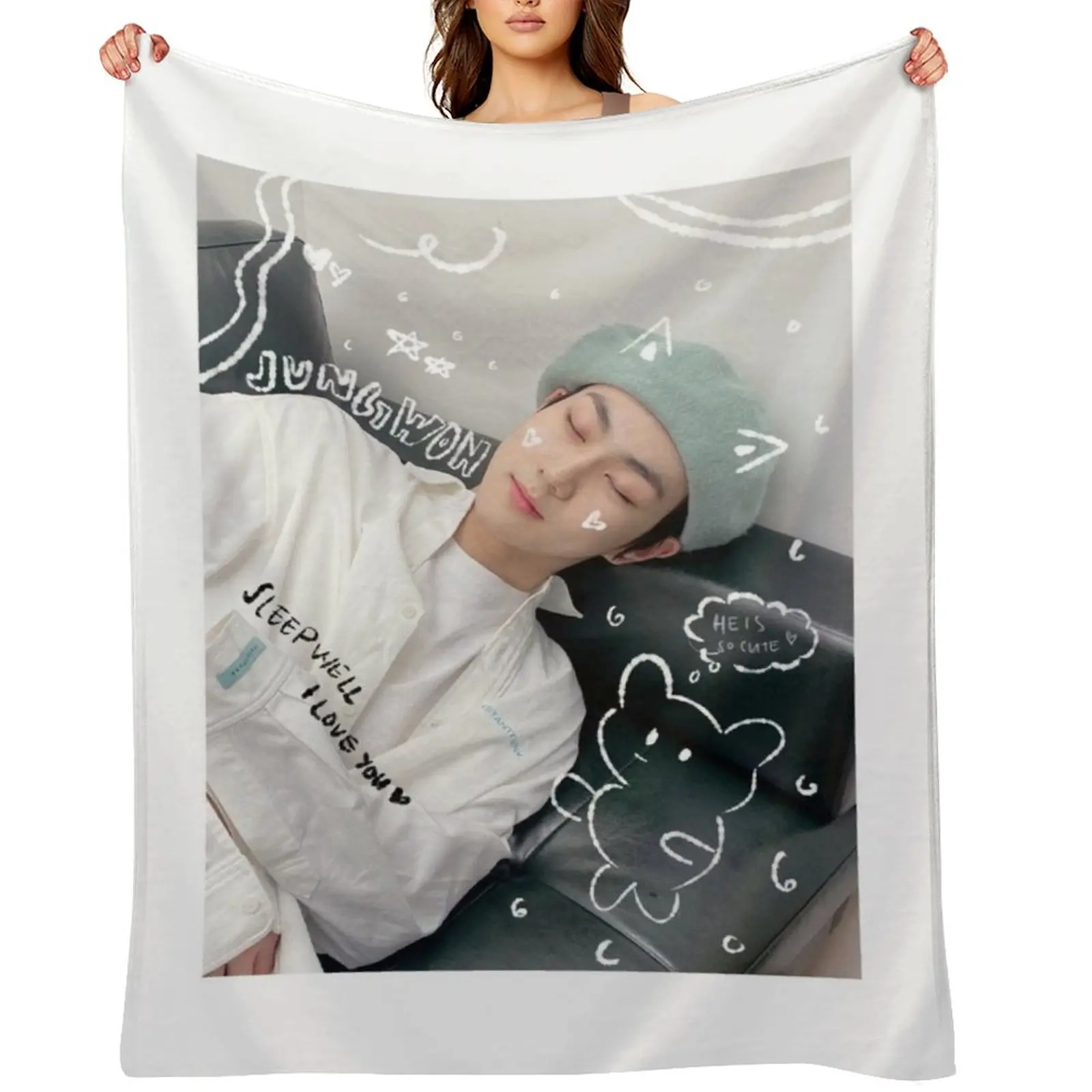 

jungwon Throw Blanket Travel halloween Bed Bed Fashionable Blankets