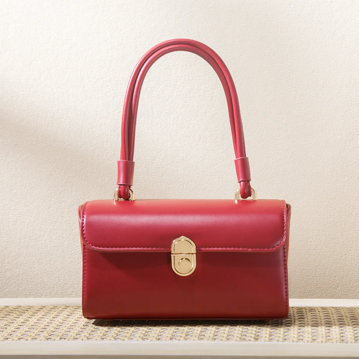 

European American Lady Bags Messenger Bag Vintage Cross-body Design Red Color Flap Blocking Pillow-Style Women Tote Bag C197