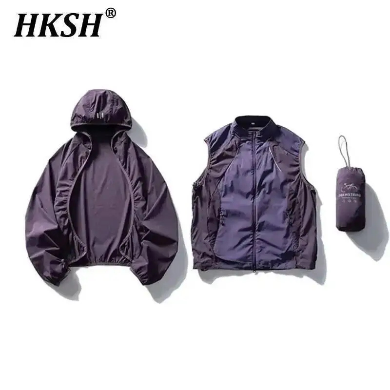 

HKSH 2025 Spring Autumn New Man Trench Outdoor Chic Jackets Fashion Detachable Two-piece Reflective Thin Hooded Vest Coat HK4871