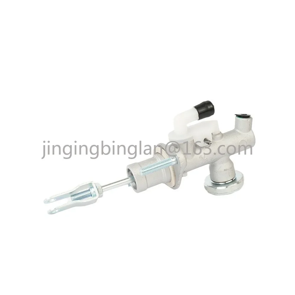 306105M007, 30610-5M000 for NISSAN SENTRA clutch master pump