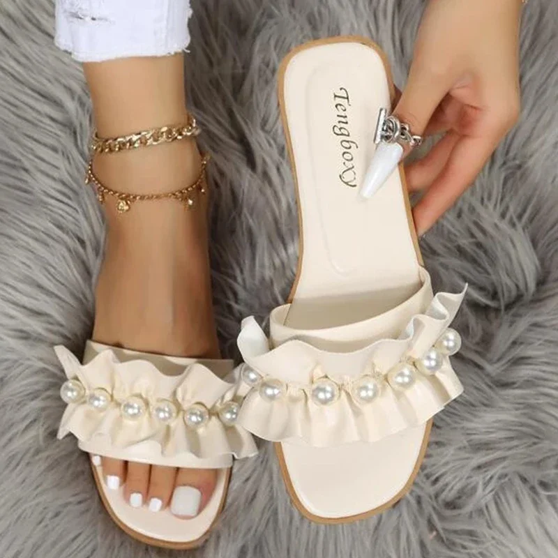 Women Slides Faux Pearl Decor Ruffle Trim Sandals Open Toe Wear-resistant Flat Slippers Summer Sandy Beach Sandals Women Shoes