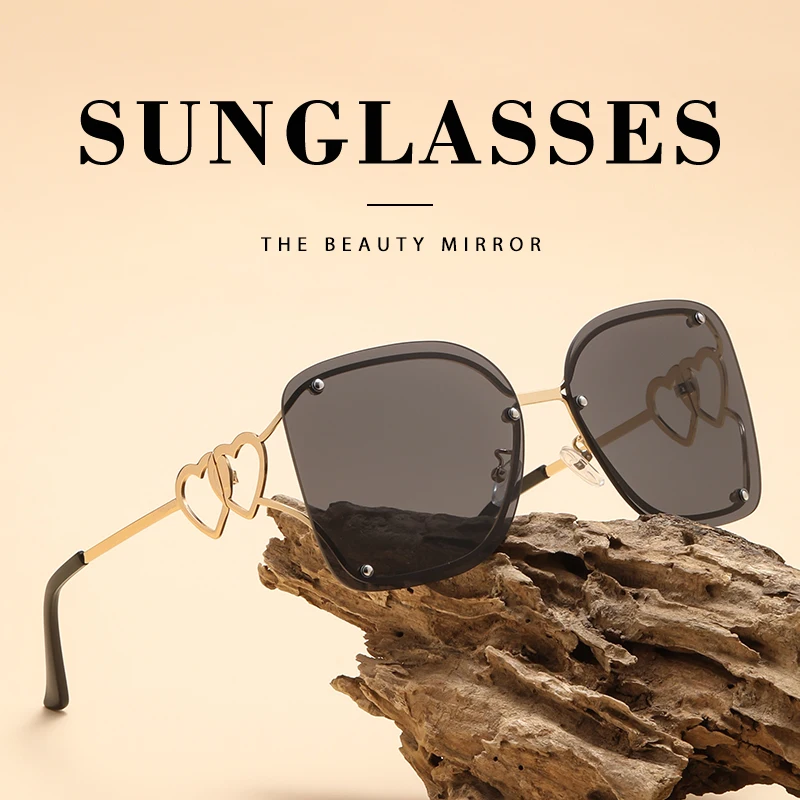 

Rectangular metal sunglasses, women's vacation fashion glasses, UV protection designer, retro transparent lenses
