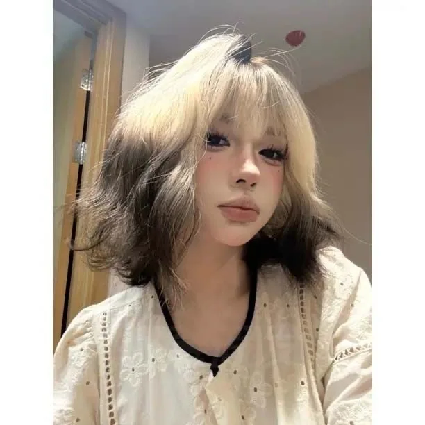 

Synthetic Wigs [Siamese Doll] Egg Roll Short Hair New Natural Daily Cosplay Net Full Head Wig for Girls