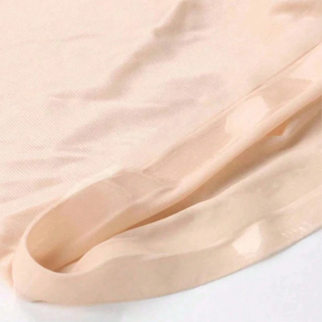 2pcs Anti-friction Thigh Covers Women Compression Non-Slip Thigh Bands Fabric Elastic Leg Straps for Running Outdoor Sports