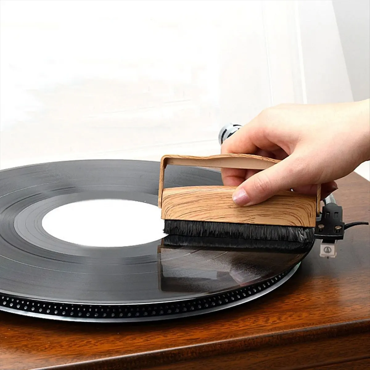 ♬◤Popular Style  ◥Vinyl Record Cleaner Brush Anti-Static Carbon Fiber for Effective Dust & Stain Removal Perfect for CD LP Turnt