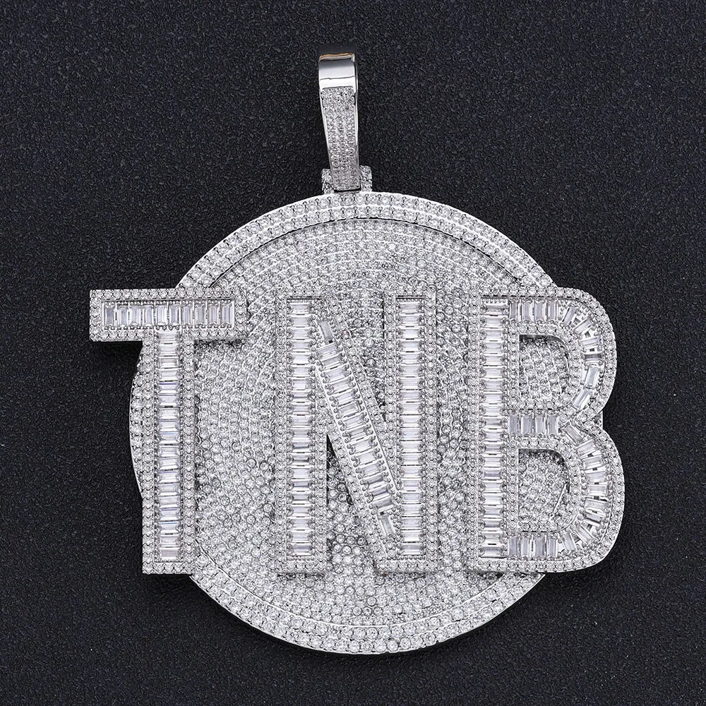 

ESKEEM Iced Out Disc Name Plates Personalized 80mm Round Pendant Customized Jewelry for Men Micro Pave Prong Setting Necklace
