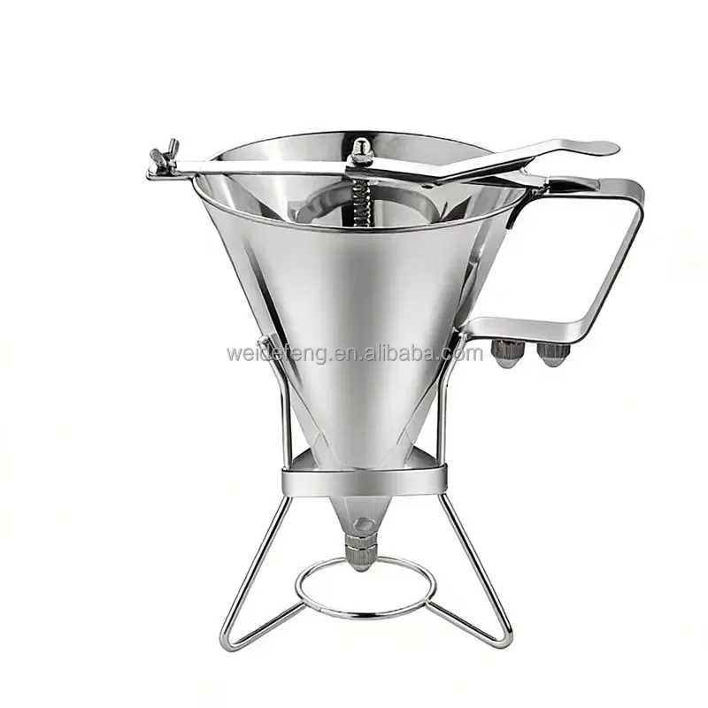 Pancake Batter Dispenser for Waffles and Crepes Easy Squeeze Cake Mix Tool Kitchen Baking Pastry Maker Gadget for Home