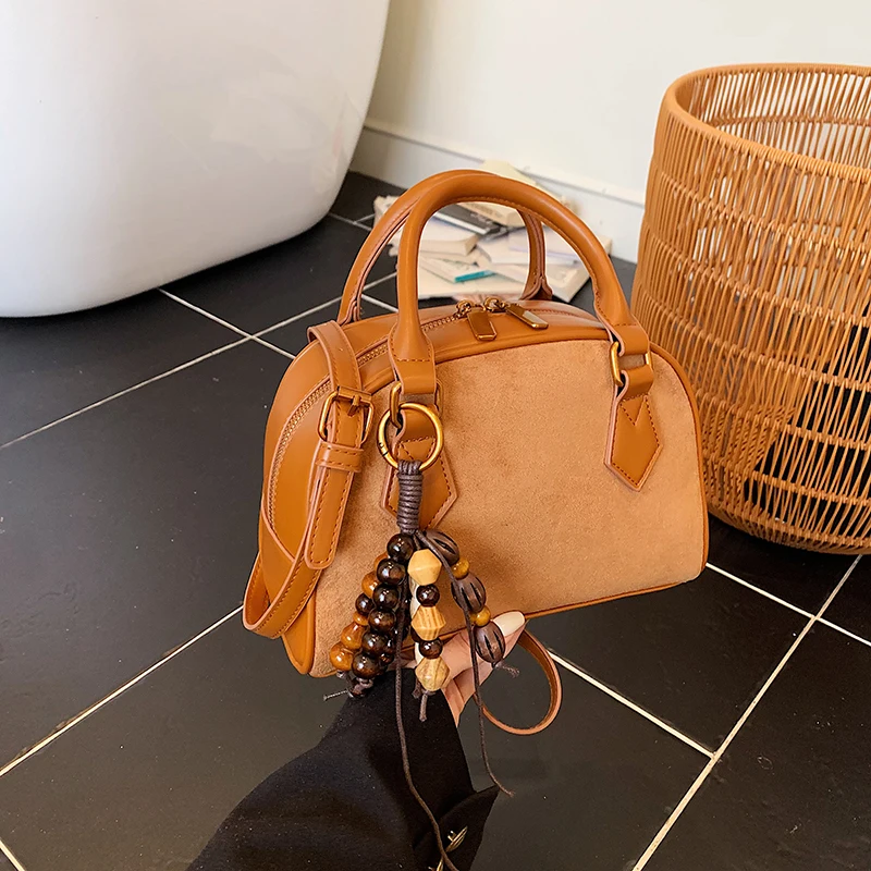 

2025 Fashion High Quality New Crossbody Bags Faux Suede Sewing Square Women's Handbags Solid Color Versatile Ladies Bags on Sale