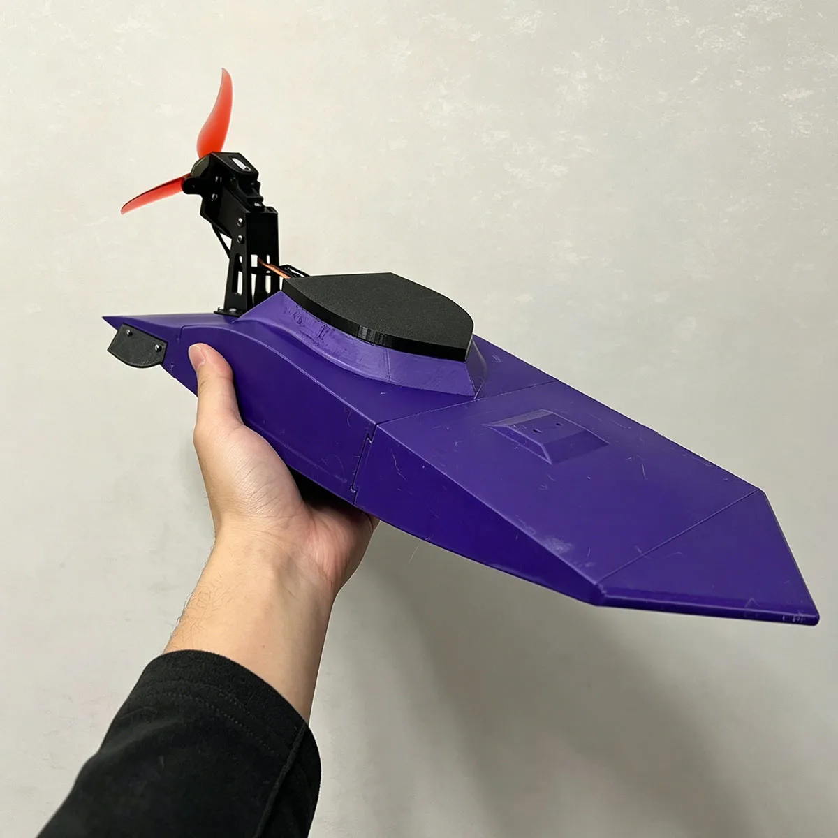 RC Speed ​​Boat 50cm  New Waterjet Design Remote Control Wind-Powered Boat with Sinking Design RC Schiffe Model Kit Ship Toy