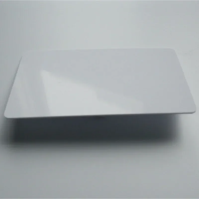 Hilo 10PCS NTAG215 Carte NFC vuote Tag in PVC NFC215 13,56 Mhz TagMo Impermeabile RFID NFC Telefono 504 byte