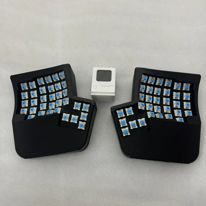 Kinesis سبليت لوحة المفاتيح عدة مخصصة Qmk إعداد 2.4g اللاسلكية Hot-swap قارورة مفتاح Change10-layer تخطيط FDM ثلاثية الأبعاد تصميم قذيفة مطبوعة