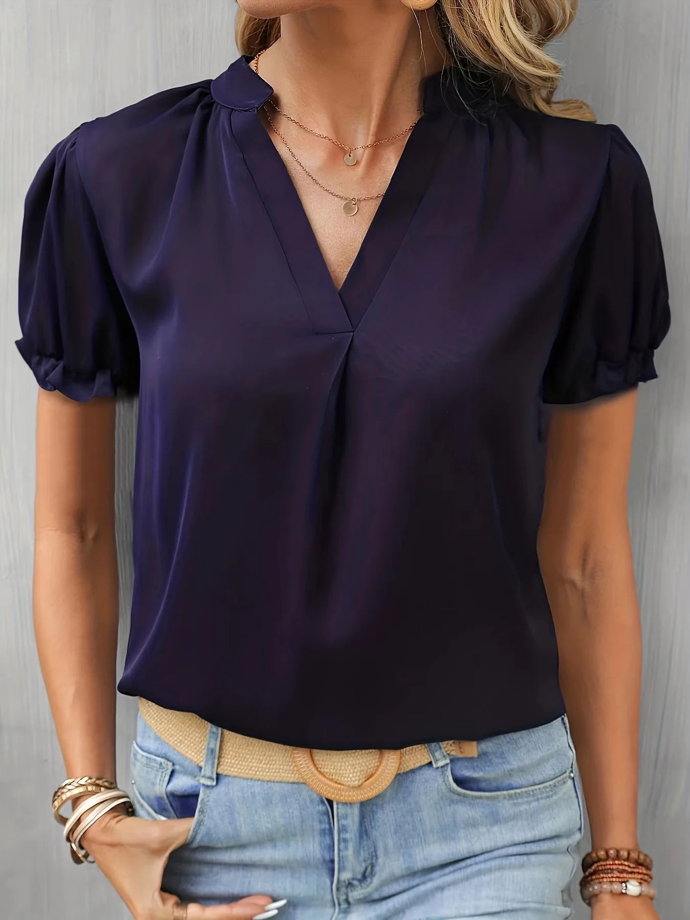 

Женская плетеная рубашка больших размеров на весну и лето