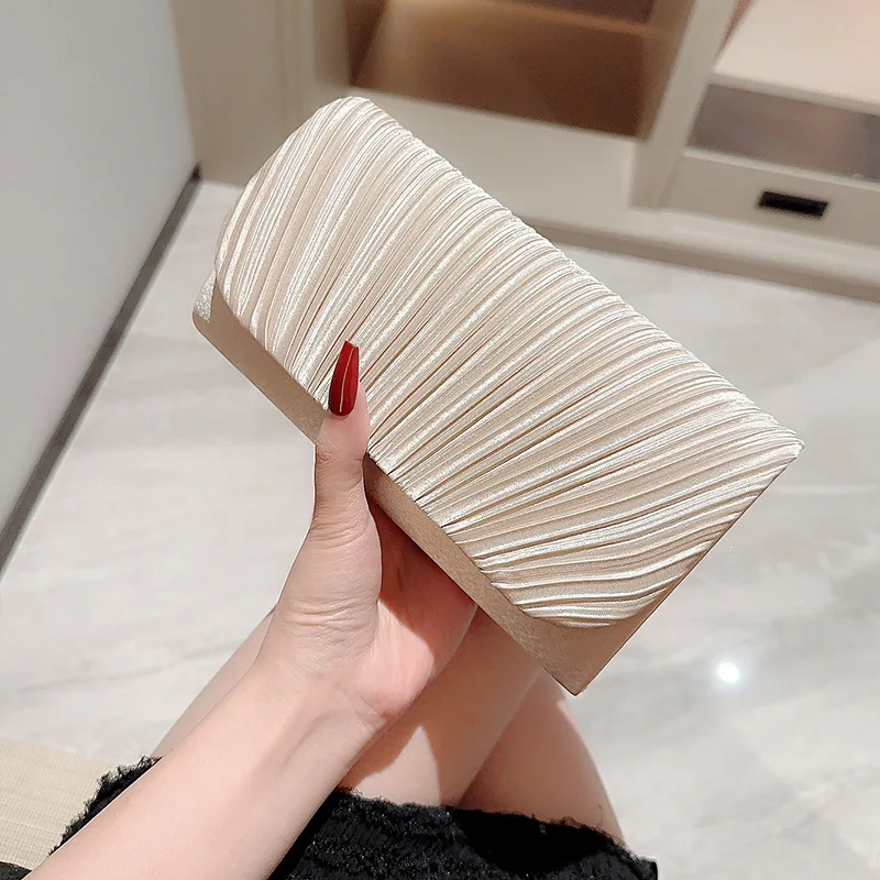 Texture Noble and Fashionable One Shoulder Crossbody Fashion Bag Party hand bag elegant luxury Fashion fold evening clutch bag