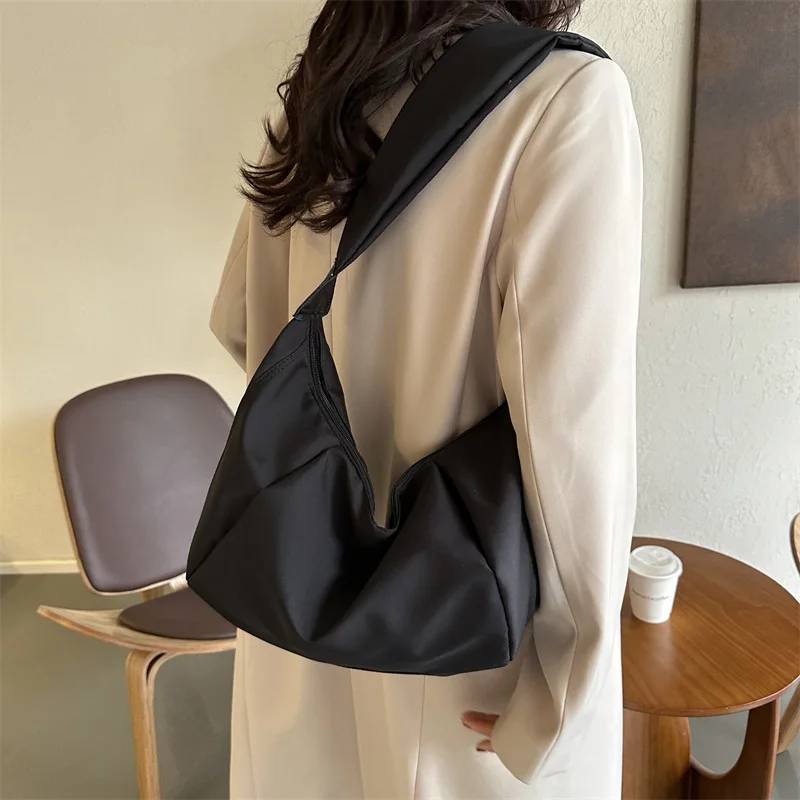 Casual Nylon Hobos Crossbody Bag for Women Shoulder Bag Large Capacity Messenger Bag Lady Travel Shopper Tote Trend Dumpling Bag