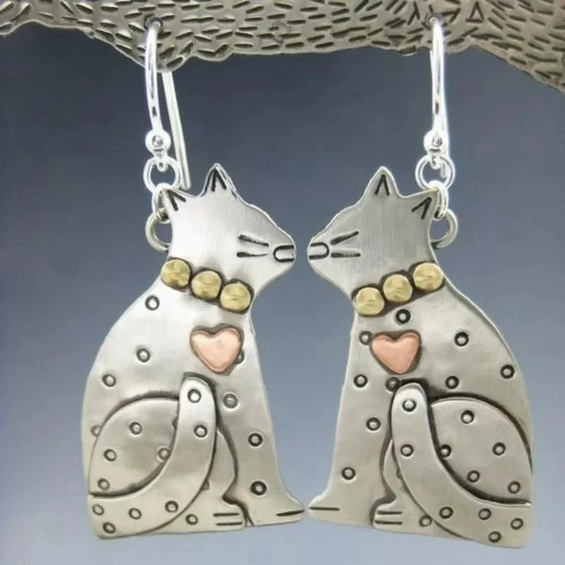 Vintage animal cute cat kiss pendant earrings are the perfect choice for women's holiday gifts