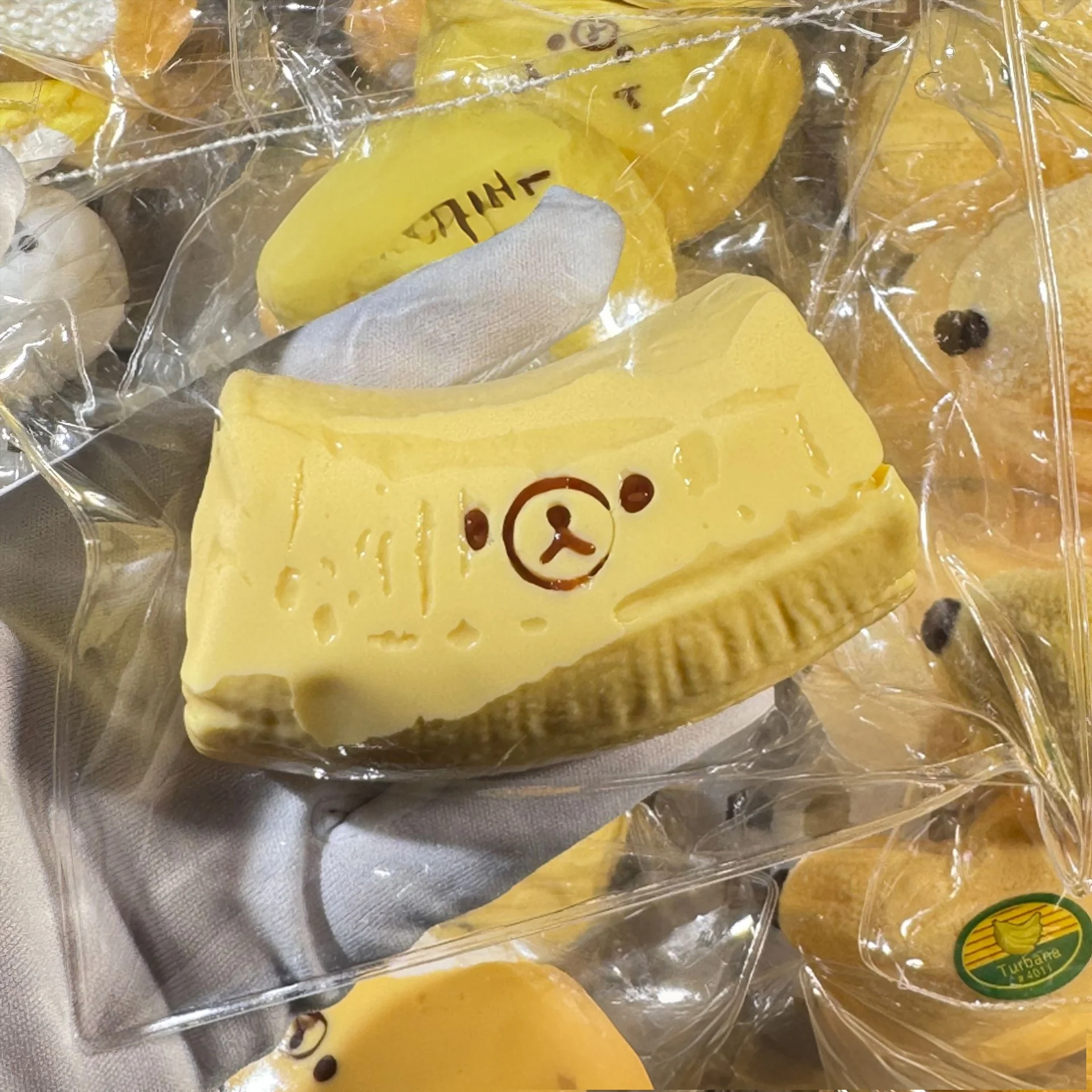 brinquedos-de-apertar-de-silicone-macio-em-formato-de-urso-e-banana-silicone-de-grau-alimenticio-brinquedos-sensoriais-anti-stress-para-adultos