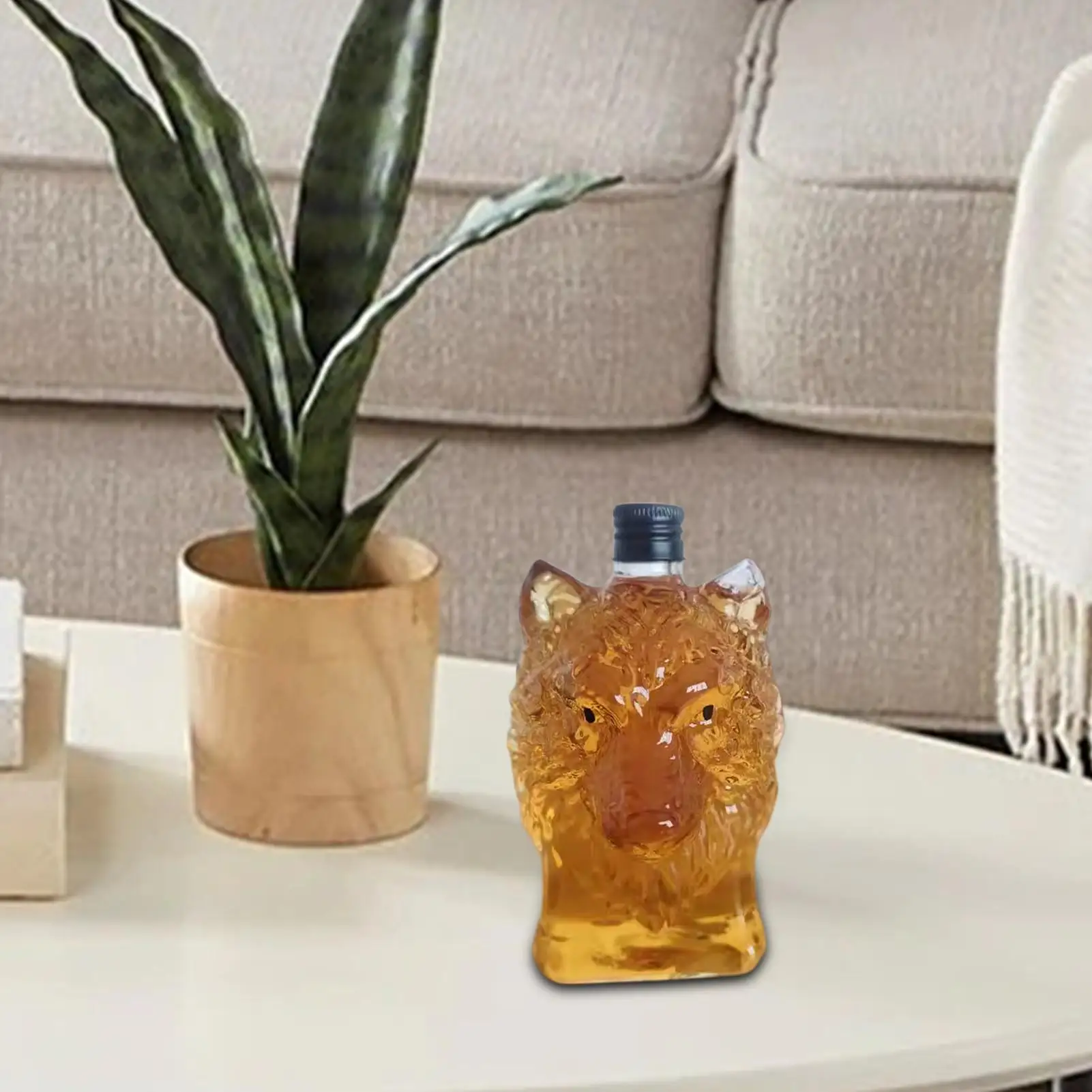 Whiskey Bottle Wolf Shape Wine Cup Vintage Wolf Themed Glass Bottle Collectible for Cocktail Whiskey Enthusiasts for Adults