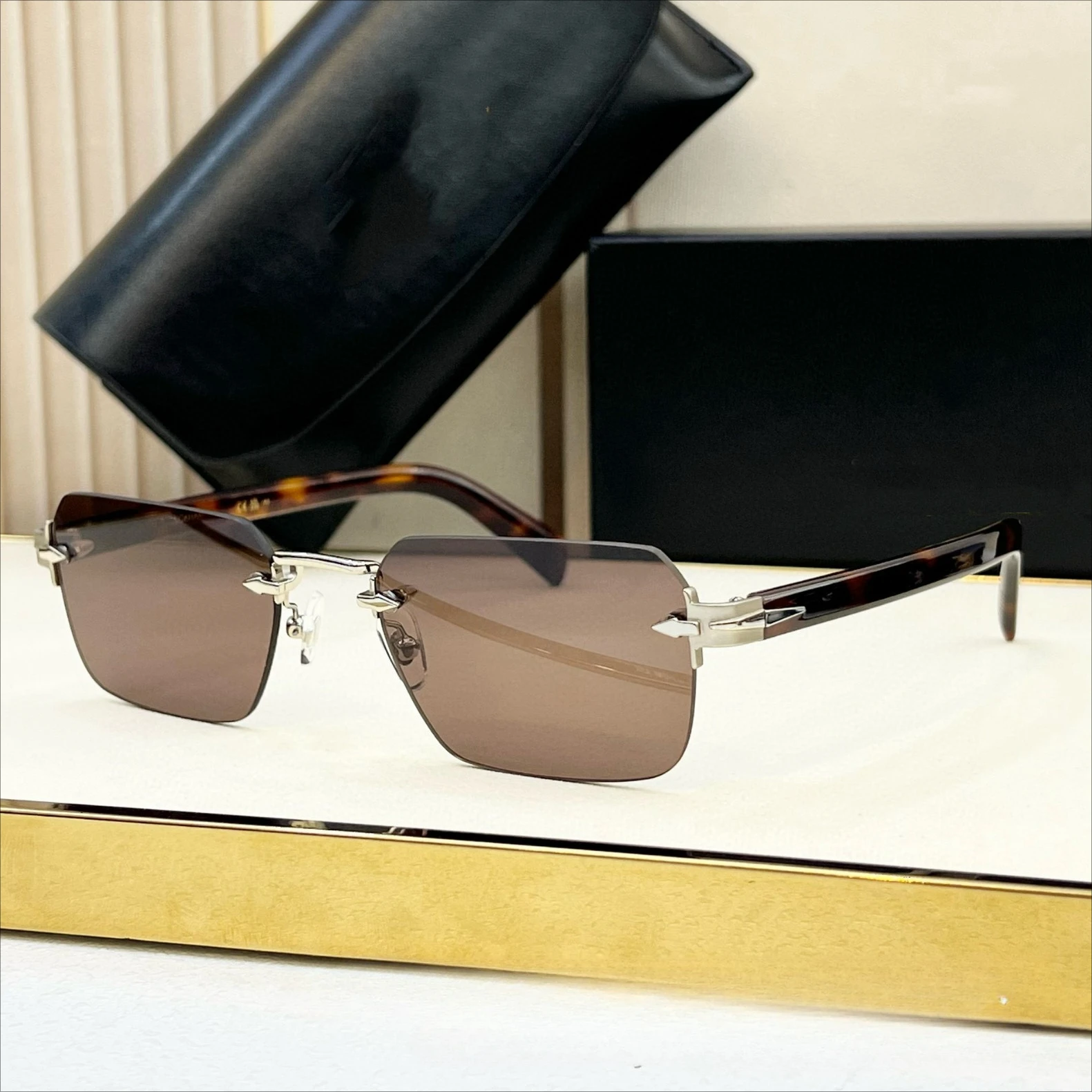 المصمم الأصلي DB7116 نظارات شمسية رجالية جديدة يابانية مطلية بالمعدن بدون إطار نظارات شمسية عصرية للأعمال