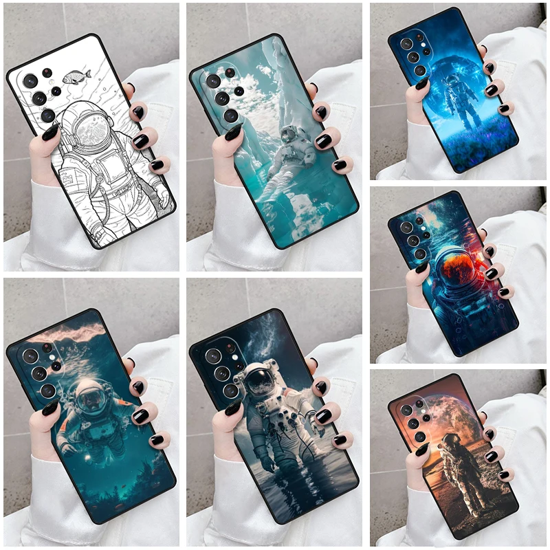 

Phone Case For Samsung Galaxy S24 S23 S21fe S22 Ultra Plus Note 10 20 S8 S9 S10 Cover Astronaut In The Ocean Space