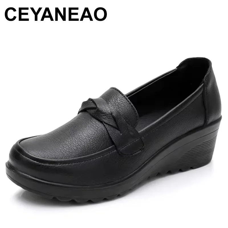 

2025 Spring Autumn Women's fashion Pumps comfortable shoes woman soft leather wedges casual single shoes mother high heels