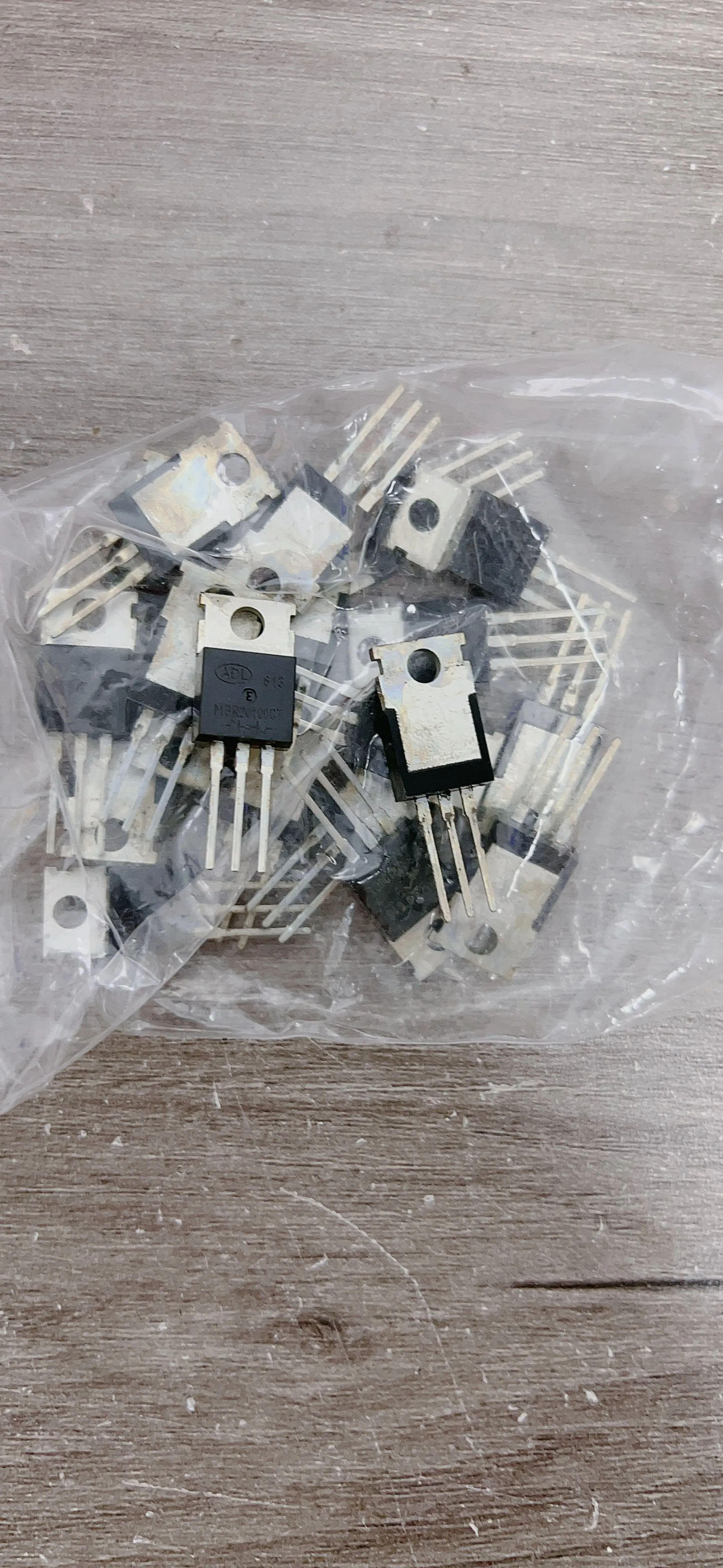 MBR20100CT Quality warranted,Imported,Tested and shipped.         20PCS -1lot