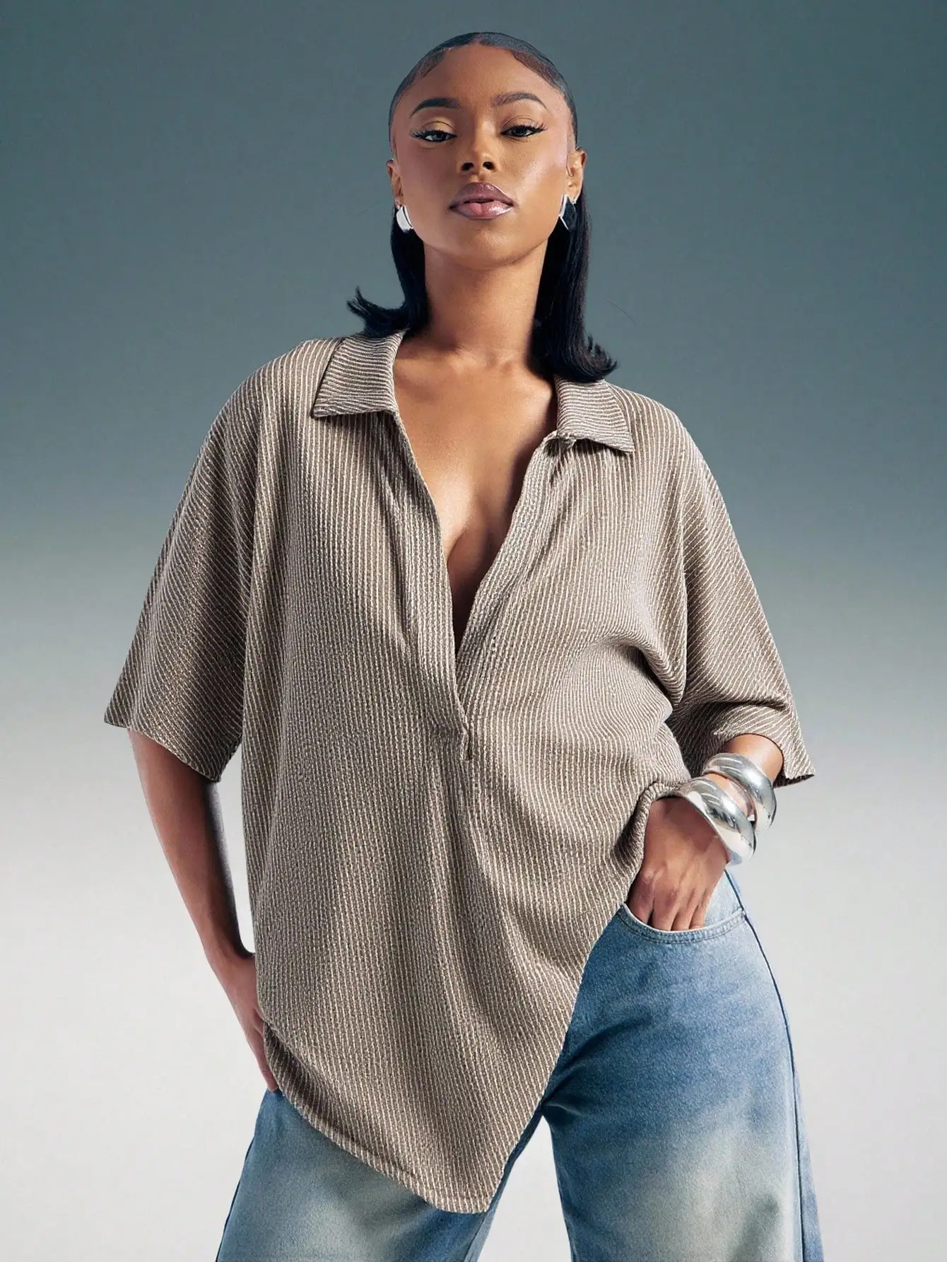 

Oversized Plunge Neck Collared Short Sleeve Tee