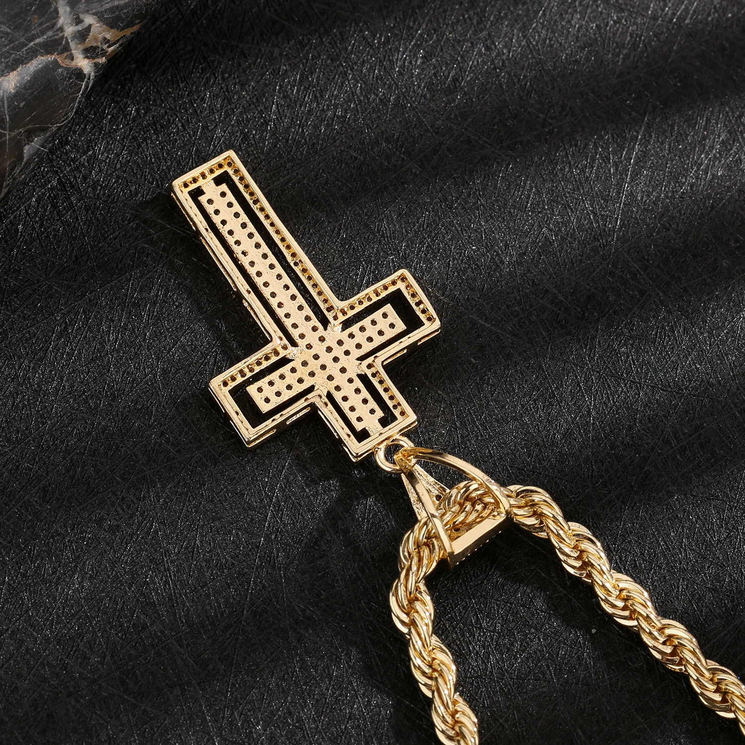 VCT سحر الأزياء النحاس الهيب هوب روك Hp275 سحر ديني الفولاذ المقاوم للصدأ سحر تخفيض السعر بيع