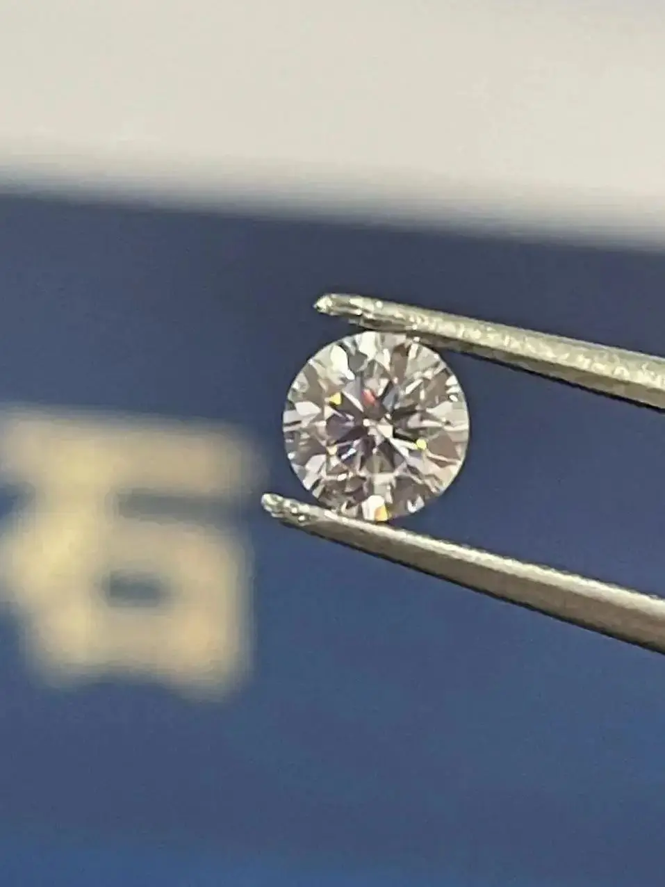 

Melee Diamante Round Shape Size 1.5MM HPHT Loose Stone Lab Grown Diamond