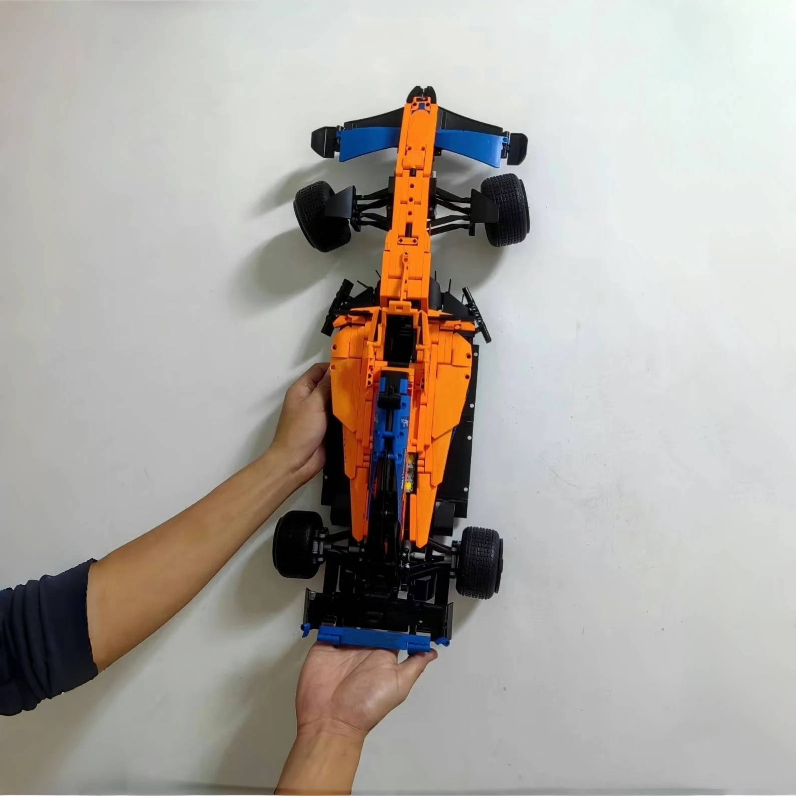 1432PCS F1 1:8 Technical Formula City Speed Racing Car Building Blocks Bricks Famous Sport Vehicle Model Assembly Kids Toy 42141