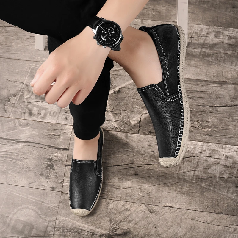 High Quality Men Comfortable Loafers Classic Black Men Fashionable Top Layer Cowhide Lightweight Soft Sole Casual Leather Shoes